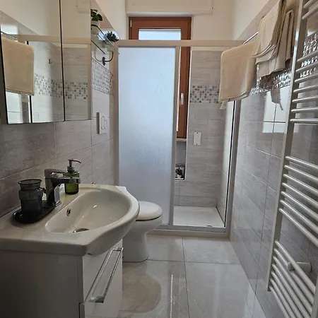 Liam House شقة